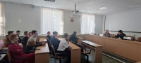 Перейти к новости Состоялась встреча депутата государственной Думы Федерального Собрания РФ с членами Молодежной общественной палаты и коллективом Молодежного центра Советско-Гаванского муниципального района